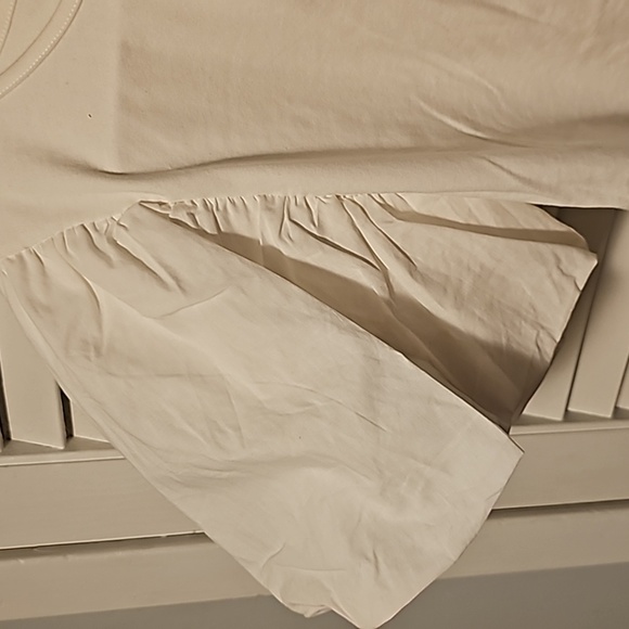 Bubble sleeve bodysuit - Picture 3 of 4